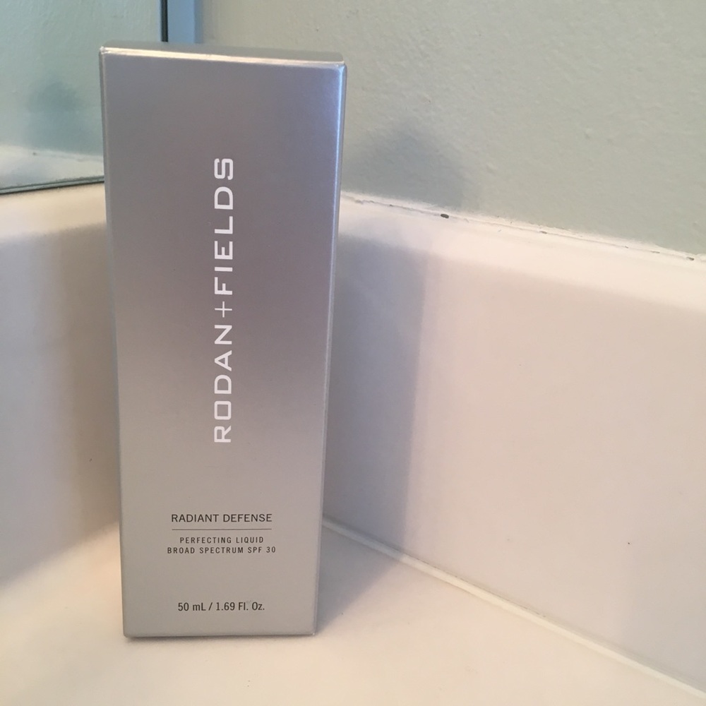 Rodan and Fields Radiant Defense - Sand